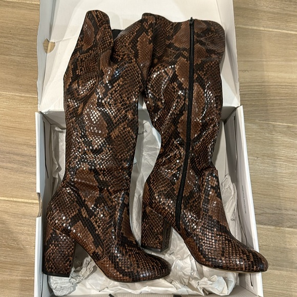 ALDO Snake Print ALOESSA HEEL BOOT - Picture 3 of 4